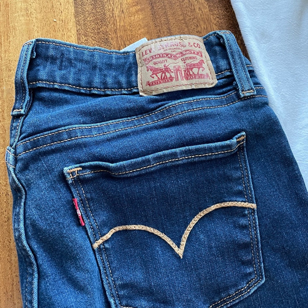 Levi’s 535 super skinny jeans